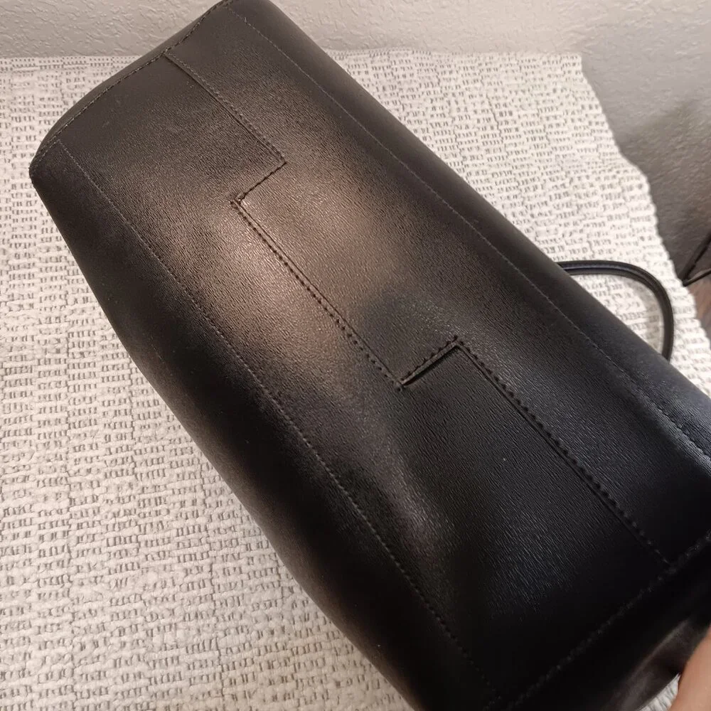 Tory Burch 'Parker' black leather double handle large tote bag purse